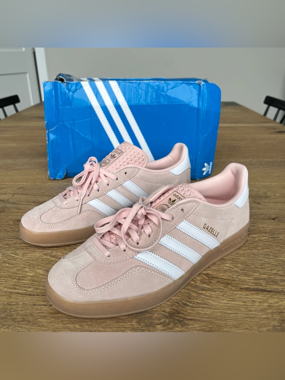 Size 10 Women’s Adidas Gazelle Indoor Women’s Sanpin/White/Gum – IH5484